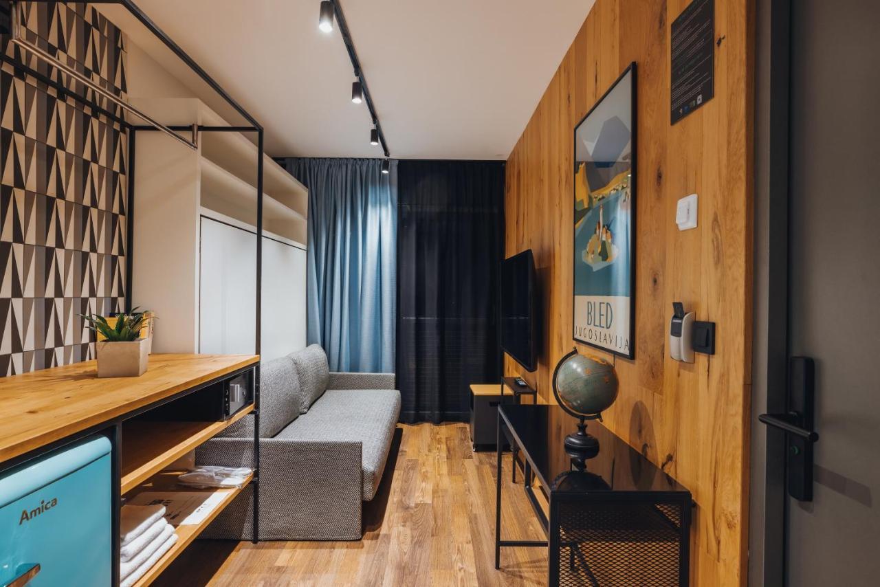 City Glamping By One66 Hotel リュブリャナ エクステリア 写真